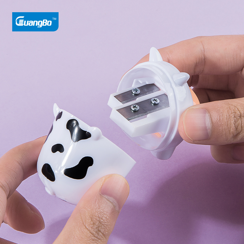 GB HWH06318 2 HOLE COW PENCIL DESIGN SHARPENER